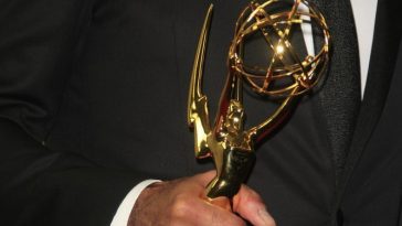 emmy 2019 awards host